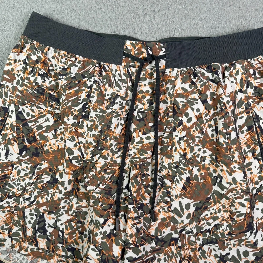 Lululemon License to Train Linerless Shorts Mens XL Command Camo 7